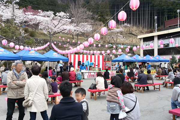 餅つきヨイショー