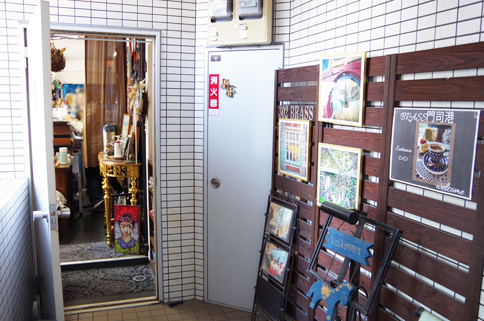 門司港旅カフェBRASS